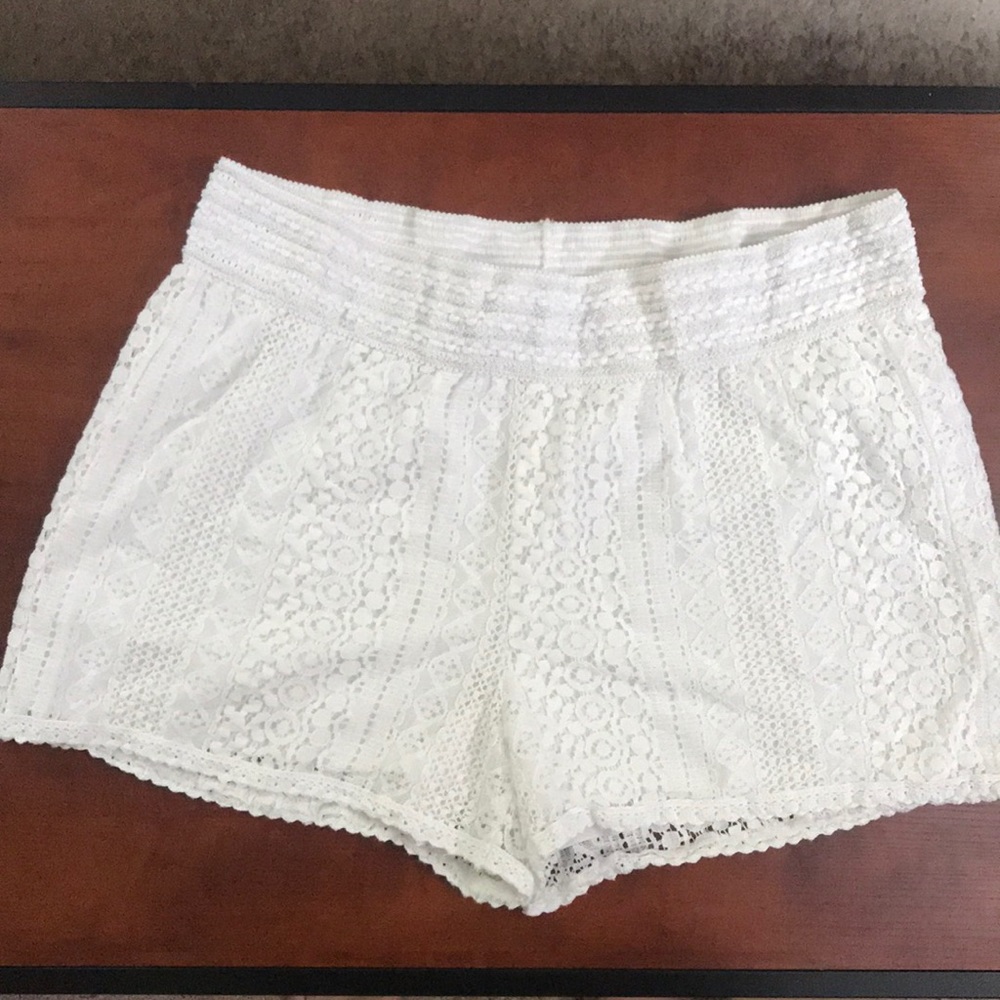 White Textured Elastic Shorts